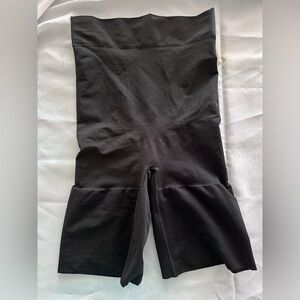 🔥🖤 Victoria’s Secret SLIMTASTIC High-Waist Thigh Shaper – Size M 🖤🔥